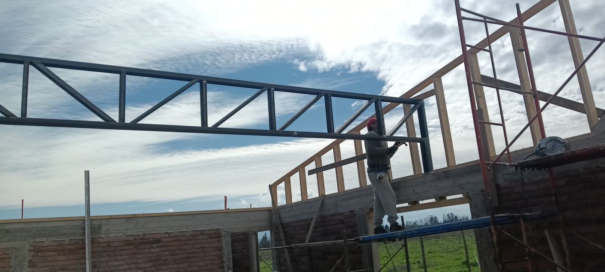 Mantención correctiva de equipo industrial — caso 37